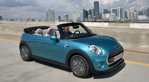 Mini запускает продажи обновленного кабриолета Cabrio (ФОТО)