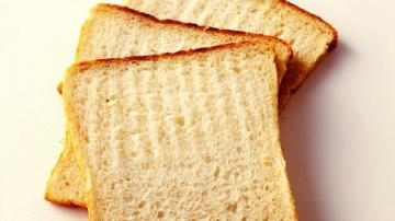 Белый хлеб провоцирует ожирение, - специалисты