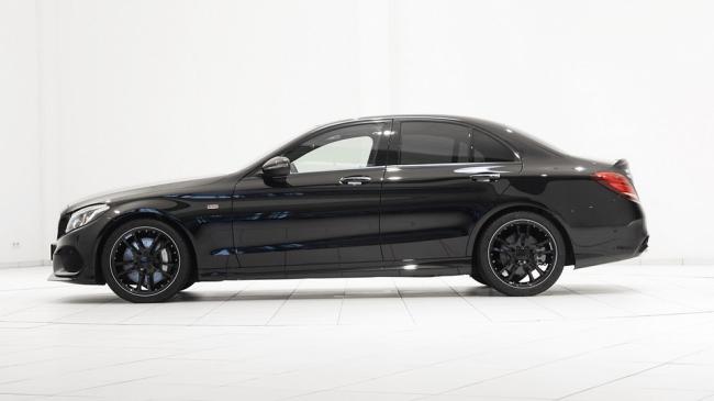 Тюнинг-ателье Brabus представило «подогретый» Mercedes-Benz C-Class 450 AMG (ФОТО)