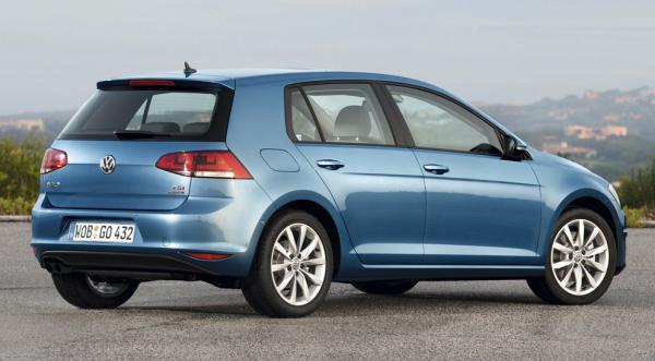 Volkswagen Golf. Немцы представят обновленный хетчбэк в марте (ФОТО)