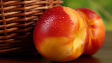 Персики являются самыми полезным фруктами, - диетологи