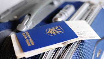 Украинцам стало сложнее получить визу в Европу