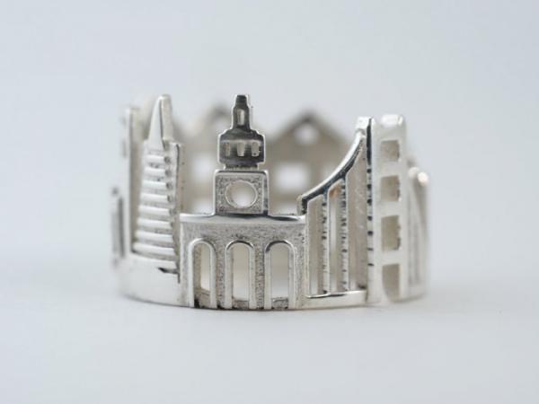 Жительница США создает удивительные драгоценные кольца с городскими пейзажами (ФОТО)
