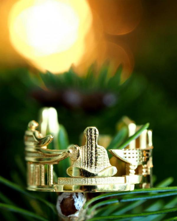 Жительница США создает удивительные драгоценные кольца с городскими пейзажами (ФОТО)