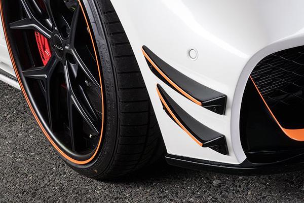 В Японии «прокачали» Mercedes-AMG GT (ФОТО)