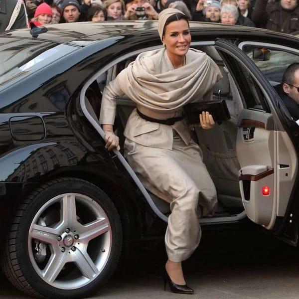 Шейха Моза - самая стильная и влиятельная женщина арабского мира (ФОТО)