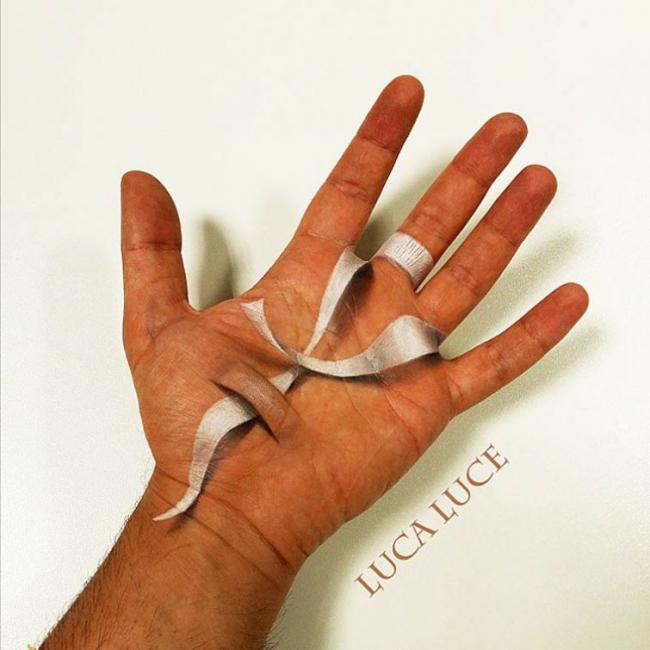 Визажист создает невероятные 3D-иллюзии на собственной руке (ФОТО)