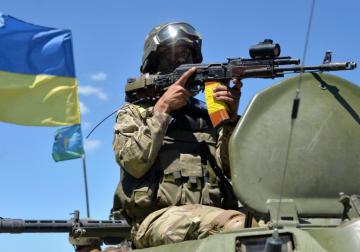 В воскресенье сепаратисты 37 раз обстреляли позиции сил АТО на Донбассе