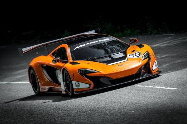 McLaren 650S GT3. Британцы показали "заряженный" суперкар (ФОТО)