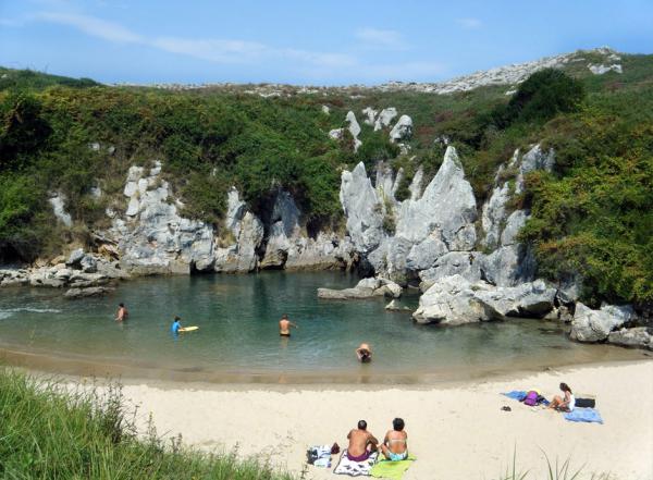 Несравненный курорт, или как выглядит песчаный пляж без моря (ФОТО)
