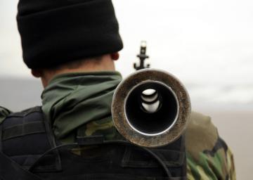 Сепаратисты из гранатометов обстреляли КПП «Марьинка», есть раненые