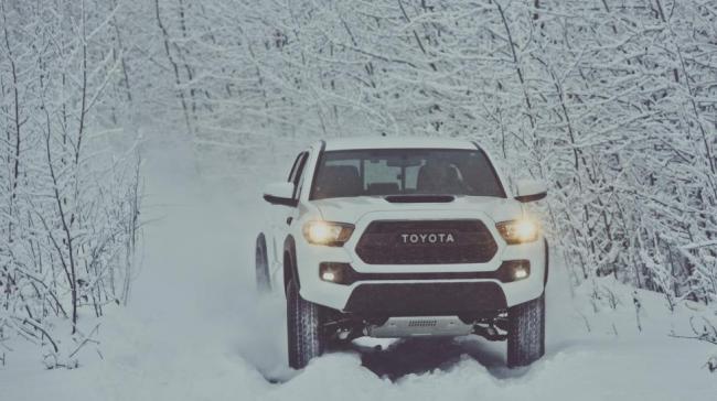 Toyota представила суровый внедорожник Tacoma (ФОТО) Toyota представила суровый внедорожник Tacoma (ФОТО)