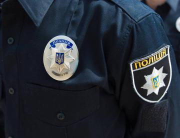 Скандал в патрульной полиции: в Одессе сотрудник правоохранительных органов продавал наркотики прямо на рабочем месте