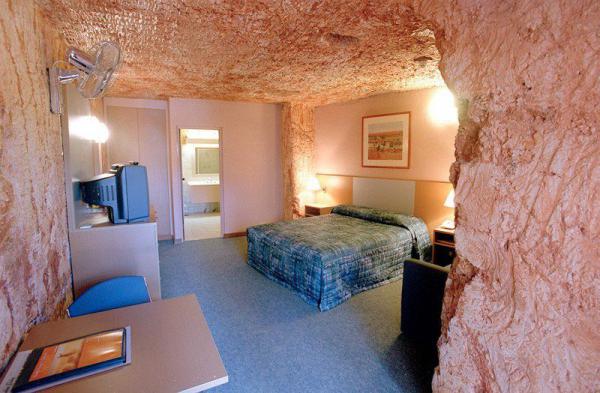 Кубер-Педи, или как выглядит подземный город в Австралии (ФОТО)