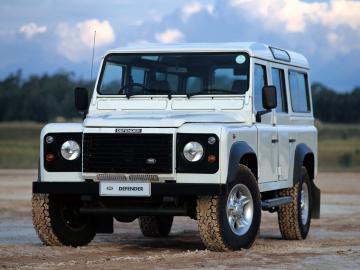 Обновленный Land Rover Defender появится в 2019 году