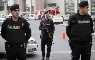 Теракт в Турции: целью террористов были военные (ФОТО)