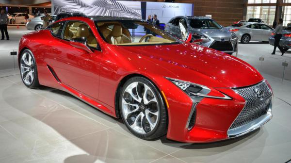 Автошоу в Городе Ветров: самые яркие новинки автовыставки в Чикаго (ФОТО)