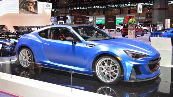 Автошоу в Городе Ветров: самые яркие новинки автовыставки в Чикаго (ФОТО)