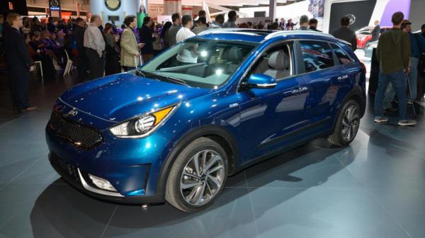 Автошоу в Городе Ветров: самые яркие новинки автовыставки в Чикаго (ФОТО)