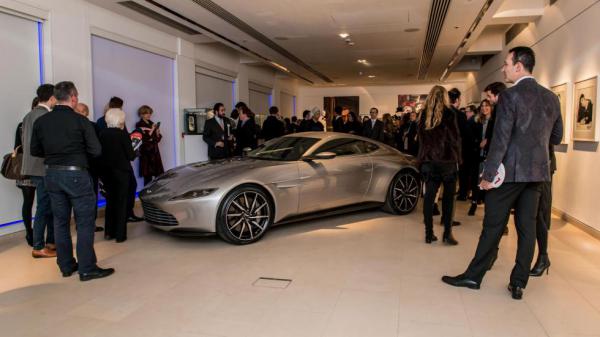 Aston Martin Джеймса Бонда ушел с молотка за €3 млн (ФОТО)
