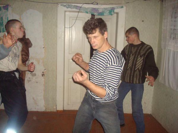 Провинциальные дискотеки. Вот что значит деревня в крови (ФОТО)