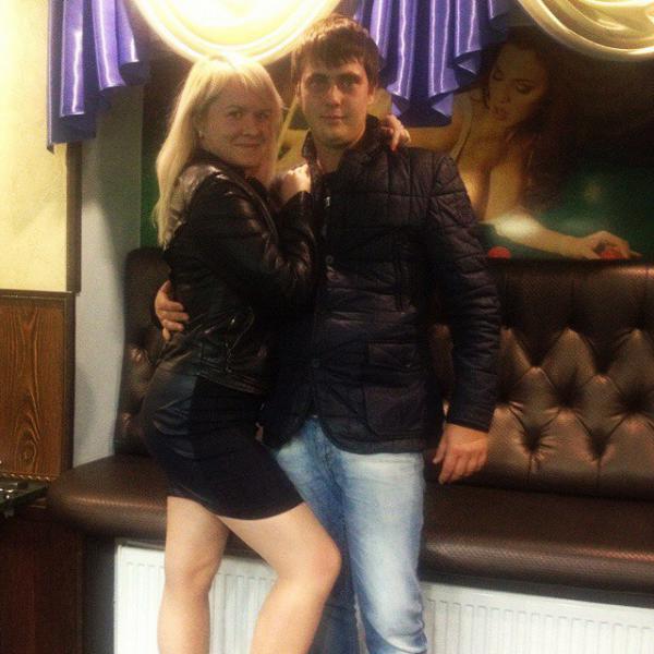 Актеры заднего плана, или как испортить селфи другу (ФОТО)