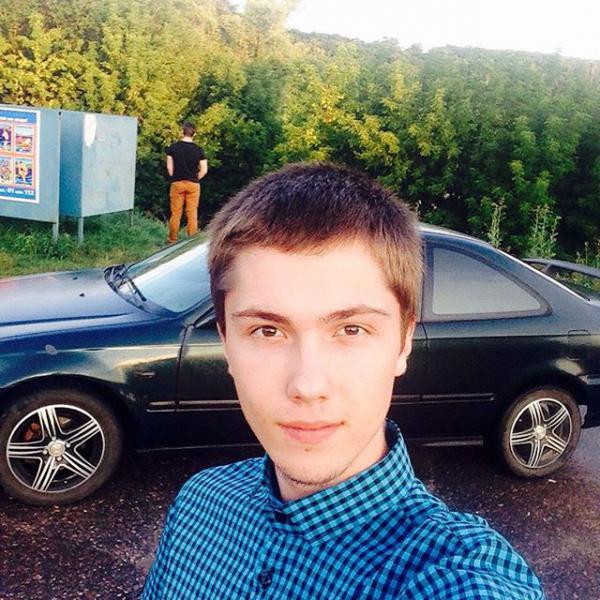 Актеры заднего плана, или как испортить селфи другу (ФОТО)