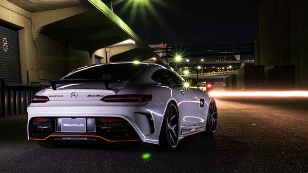 Японское ателье представило карбоновый стайлинг для суперкара Mercedes-AMG GT (ФОТО)