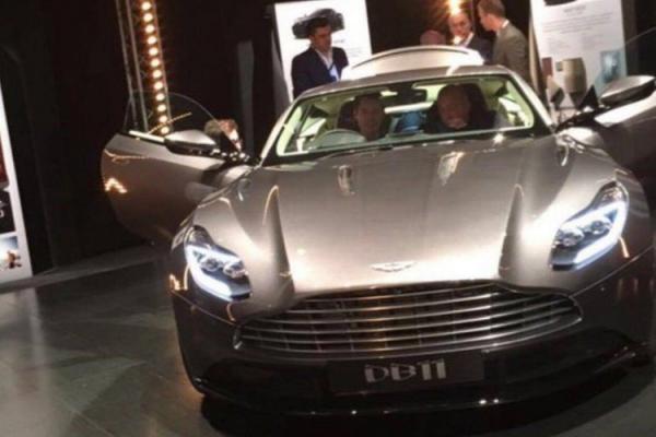 Aston Martin представил тизер нового DB11 (ФОТО)