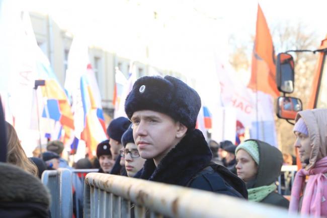 Тысячи россиян почтили память Бориса Немцова (ФОТО)