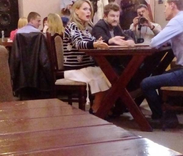 В Интернет попали новые снимки беременной Фреймут (ФОТО)