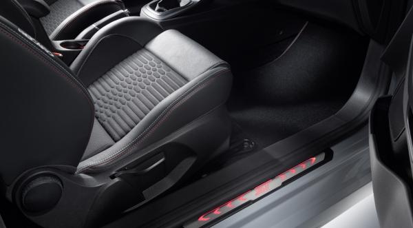 Ford Fiesta ST200. Американцы представили самый мощный хот-хэтч (ФОТО)