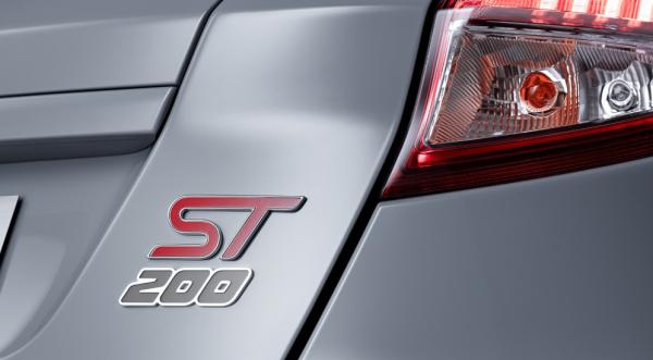 Ford Fiesta ST200. Американцы представили самый мощный хот-хэтч (ФОТО)