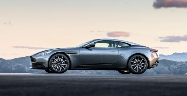 Aston Martin DB11. Британцы обнародовали официальные снимки купе (ФОТО)