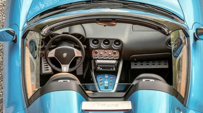 Alfa Romeo анонсировала открытую версию Disco Volante (ФОТО)