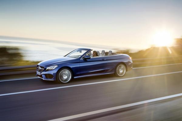 Mercedes показал долгожданный кабриолет C-Class (ФОТО)