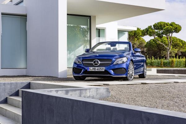 Mercedes показал долгожданный кабриолет C-Class (ФОТО)