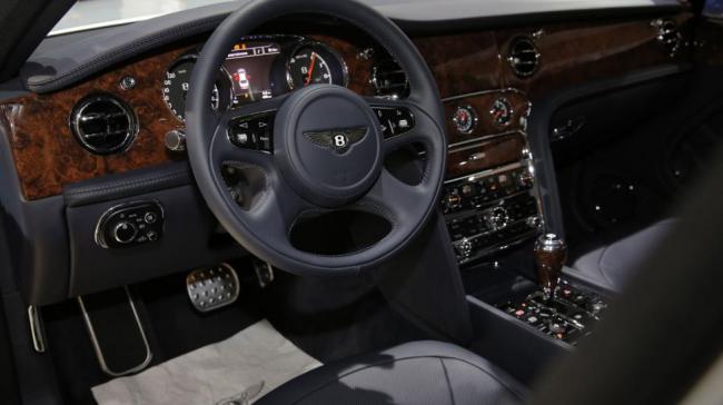 Bentley представила роскошный Mulsanne Grand Limousine (ФОТО)