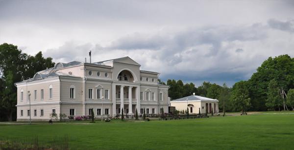 Там призраки живут: 9 отелей с дурной славой (ФОТО)