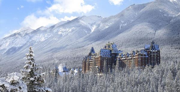 Там призраки живут: 9 отелей с дурной славой (ФОТО)