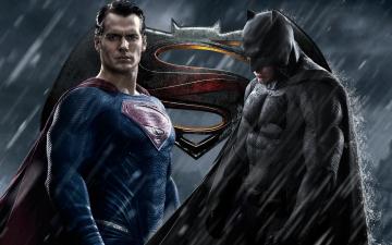 Боссы студии Warner Bros. не верят в стартовый успех фильма “Бэтмен против Супермена”