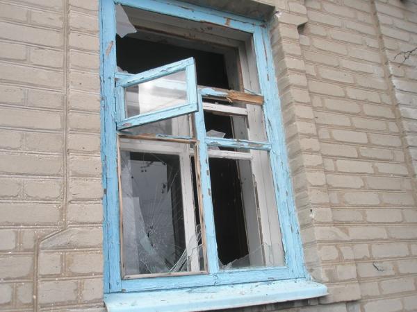 Террористы обстреляли жилые районы Авдеевки (ФОТО)
