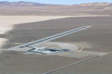 Google Earth рассекретил тайную авиабазу «Зона 6» в США (ФОТО)
