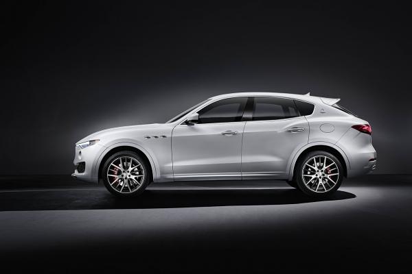 Maserati рассекретила информацию о своем кроссовере Levante (ФОТО)