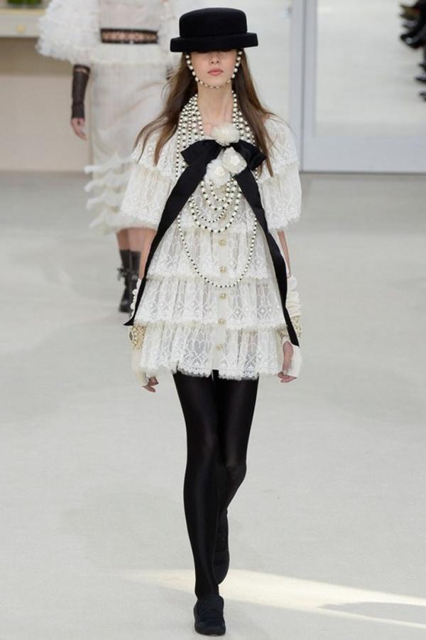 8 марта в Париже! Дом Chanel преподнес женщинам чудесный подарок (ФОТО)