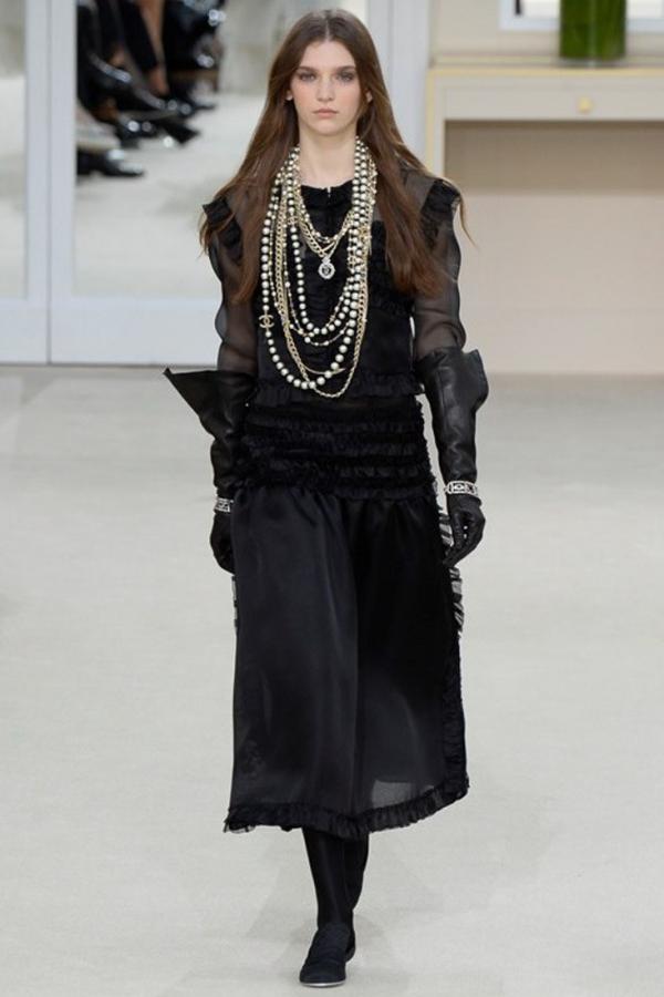 8 марта в Париже! Дом Chanel преподнес женщинам чудесный подарок (ФОТО)