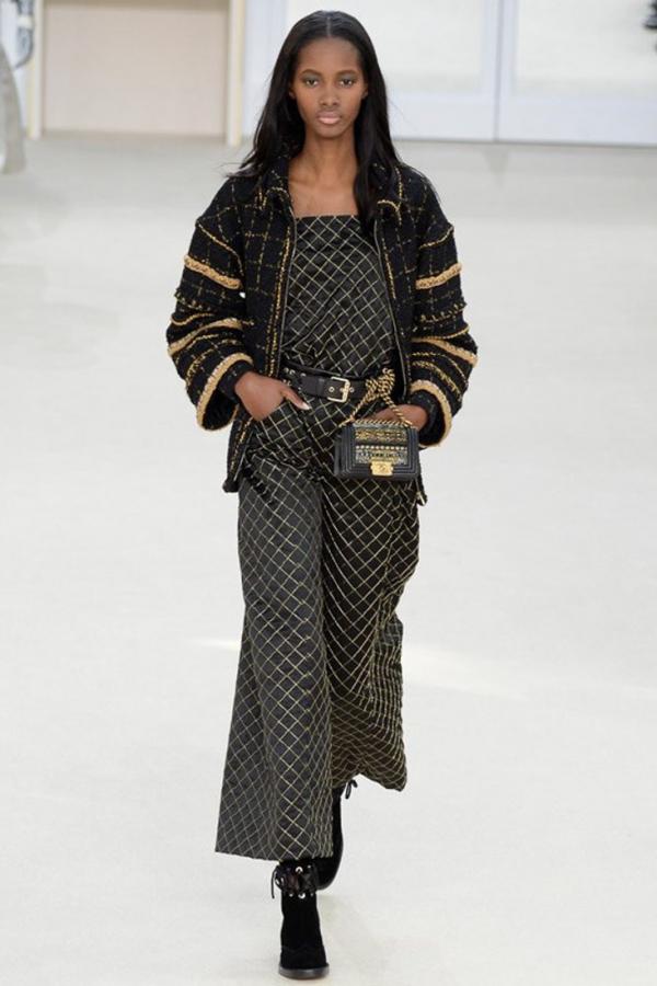 8 марта в Париже! Дом Chanel преподнес женщинам чудесный подарок (ФОТО)