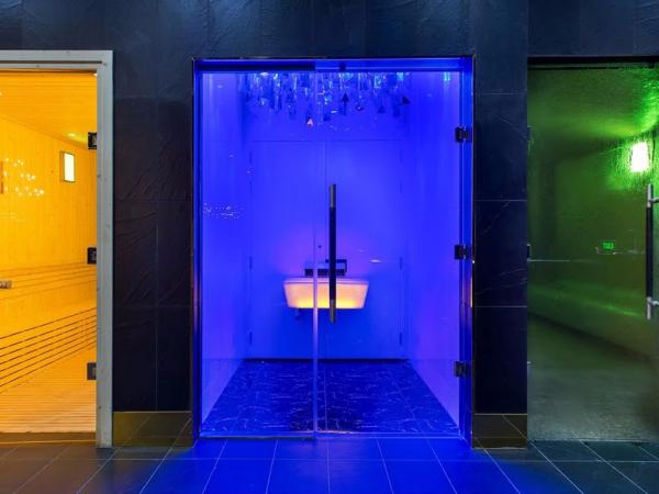 Дорогостоящий спорт: самый роскошный фитнес-центр Азии (ФОТО)