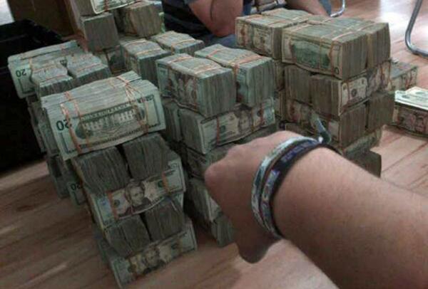 Хозяева жизни. Чем хвастаются дети наркобаронов в Instagram (ФОТО)