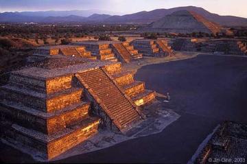 Древние руины в Мексике. Робот показал, что скрывает тайный ход